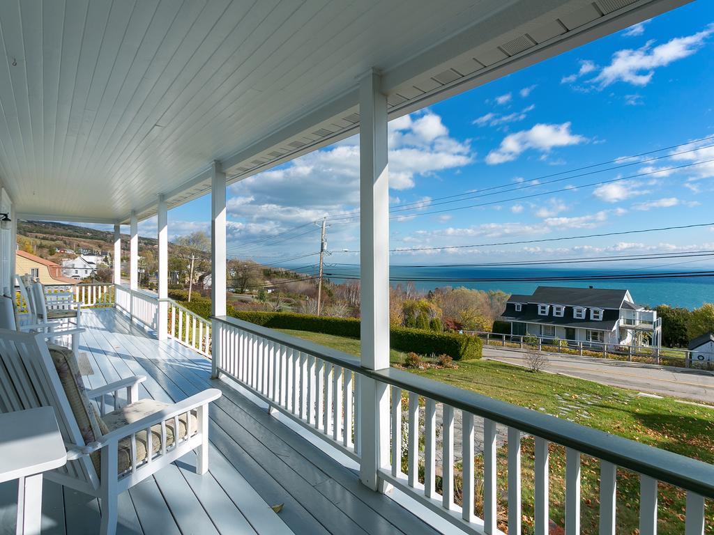 Auberge Gite Maison Des Lilas La Malbaie Kamer foto