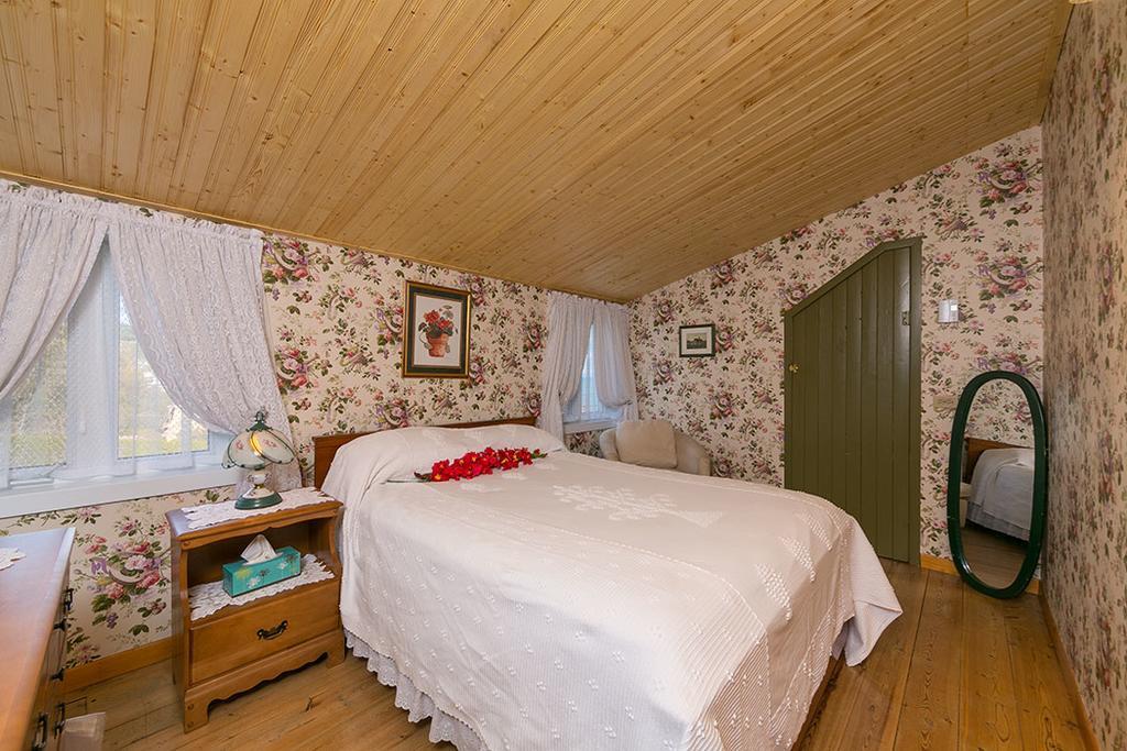 Auberge Gite Maison Des Lilas La Malbaie Buitenkant foto