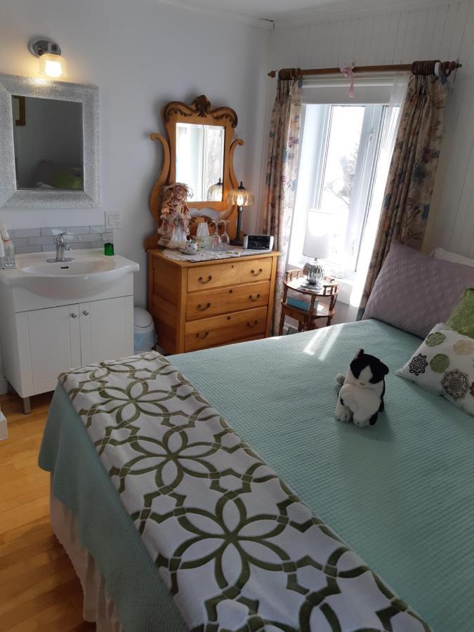 Auberge Gite Maison Des Lilas La Malbaie Buitenkant foto